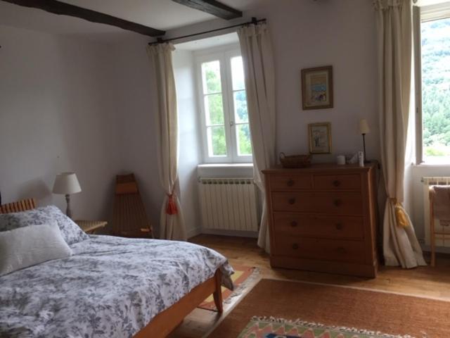 Le Couvent Bed & Breakfast Saint-Just-sur-Viaur Bagian luar foto