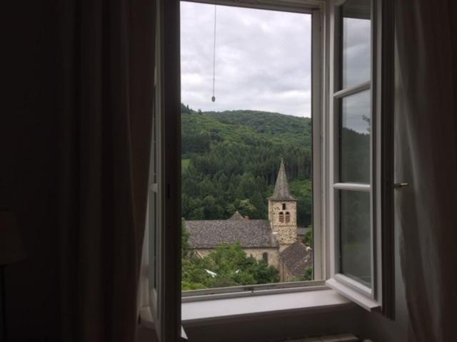 Le Couvent Bed & Breakfast Saint-Just-sur-Viaur Bagian luar foto